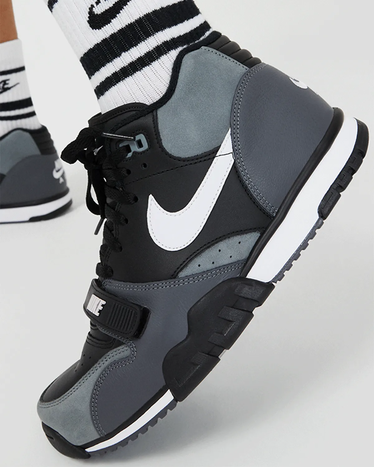 Air Trainer 1 Black/White/Dark Grey