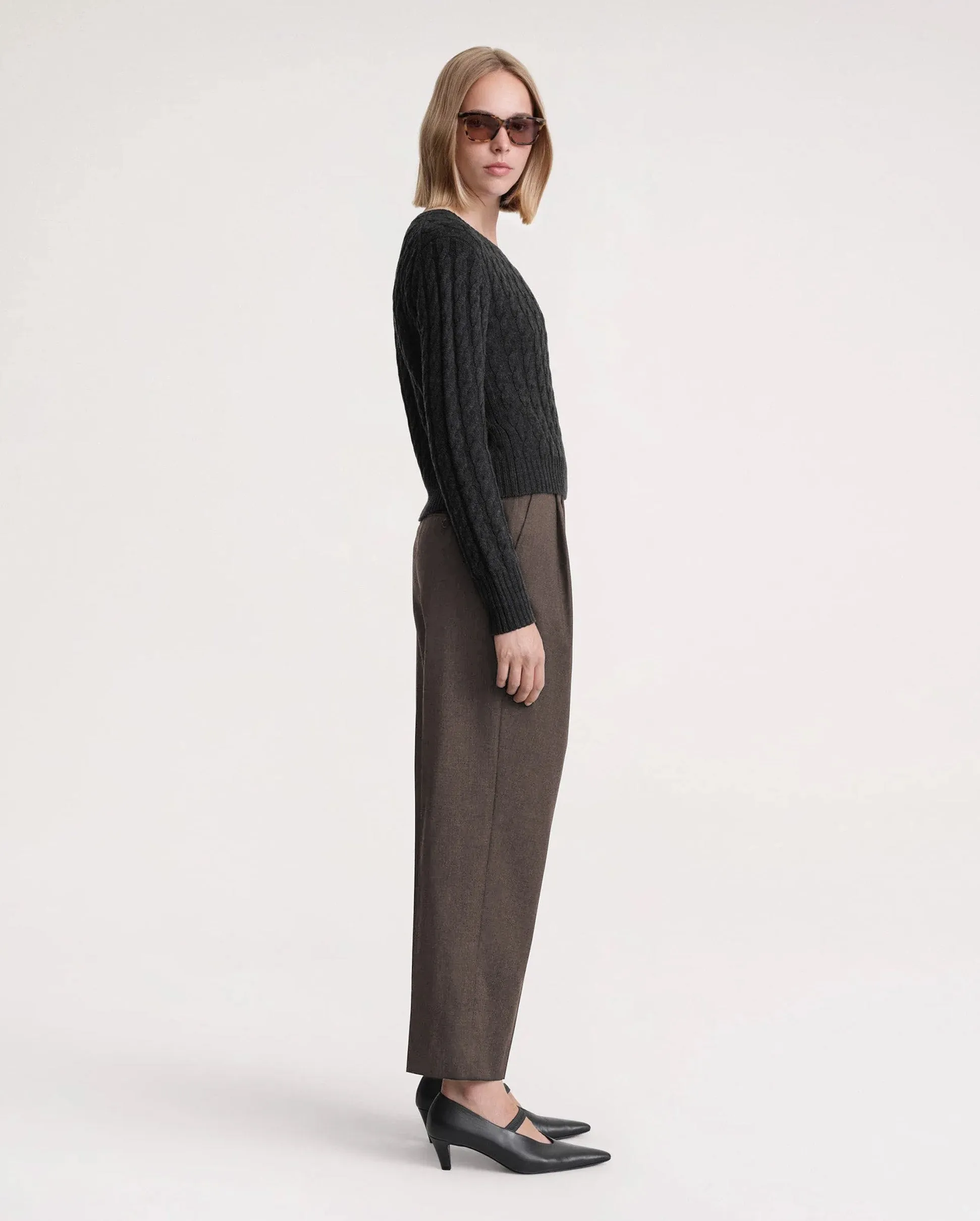 DOUBLE PLEATED CROPPED TROUSER / ASH