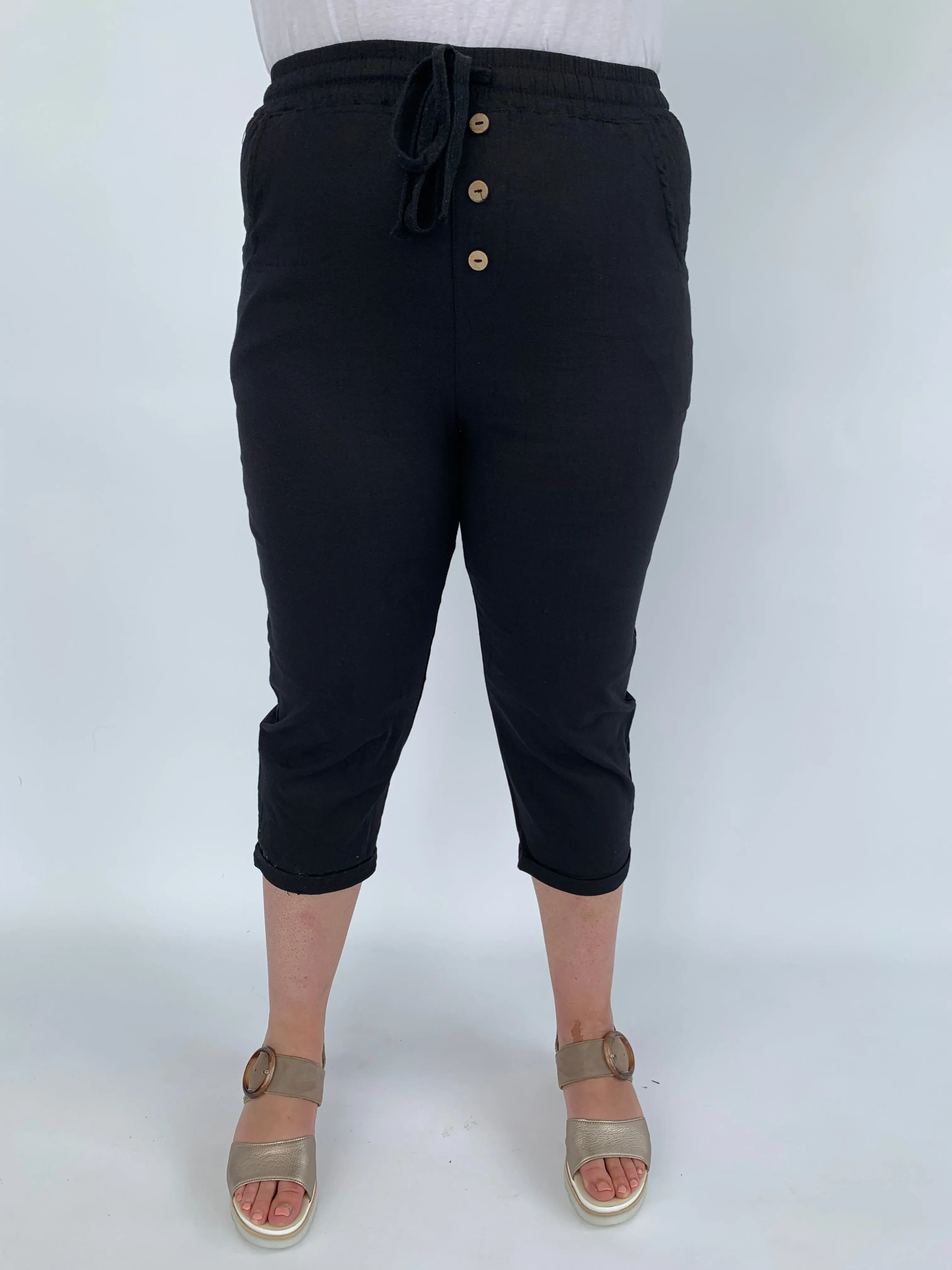 Indy Linen Crops in Black