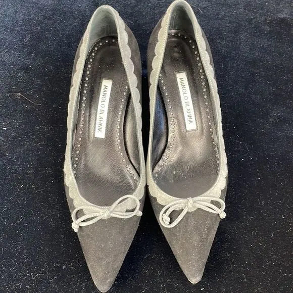 Manolo BlahnikBlack and Grey Suede Kitten Heels