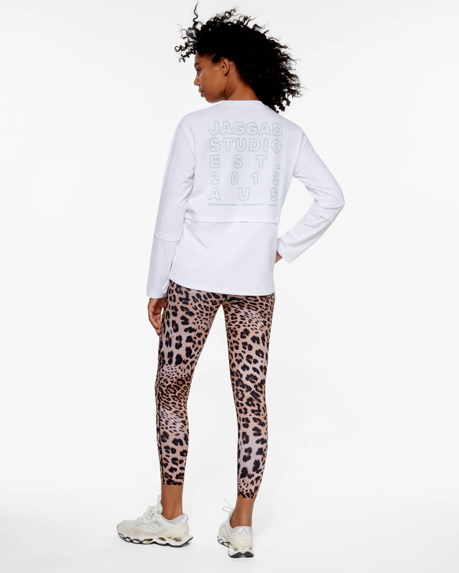 MOKENA RUCHED LONG SLEEVE TEE WHITE