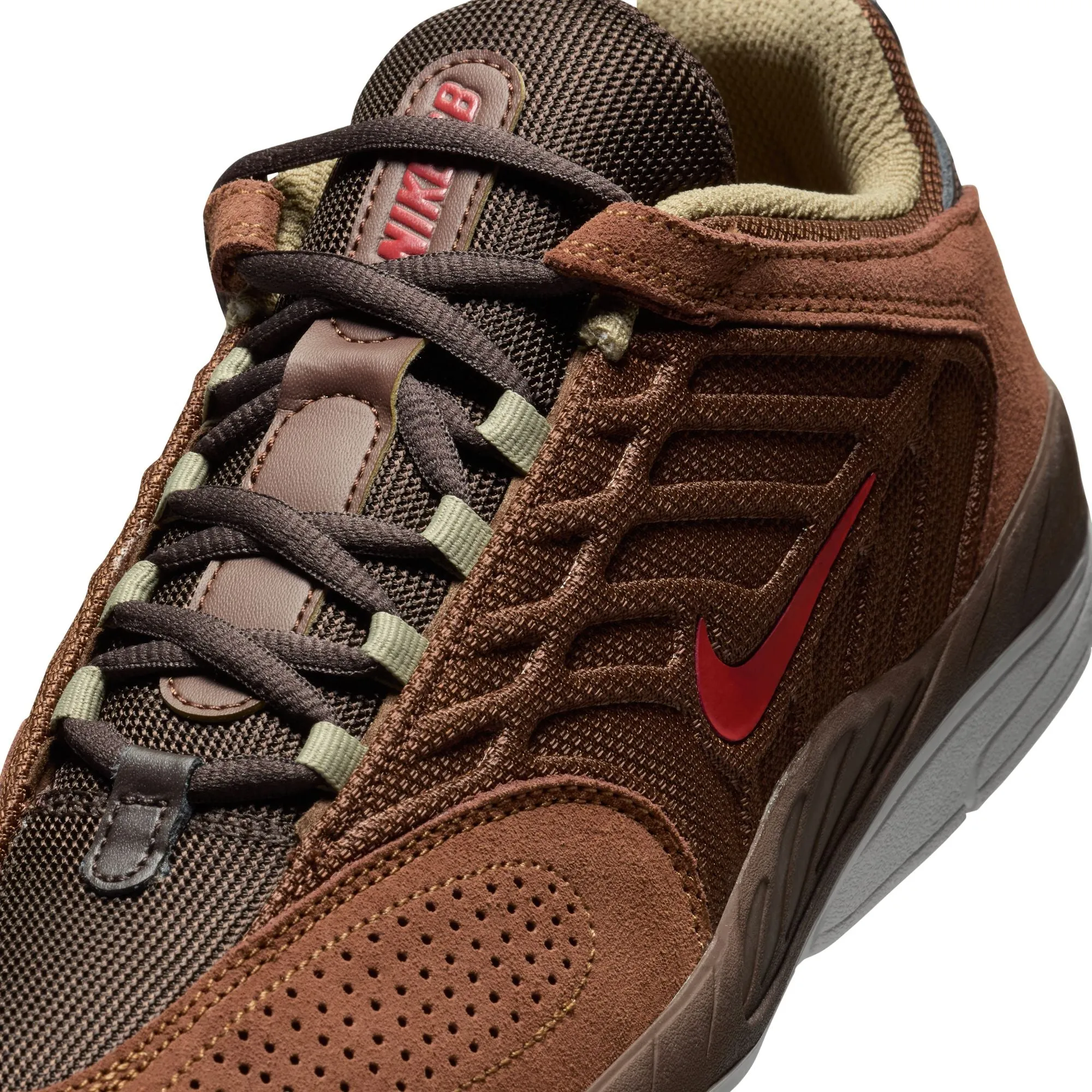 Nike SB Vertebrae - Cacao Wow/Dragon Red-Lt. British Tan