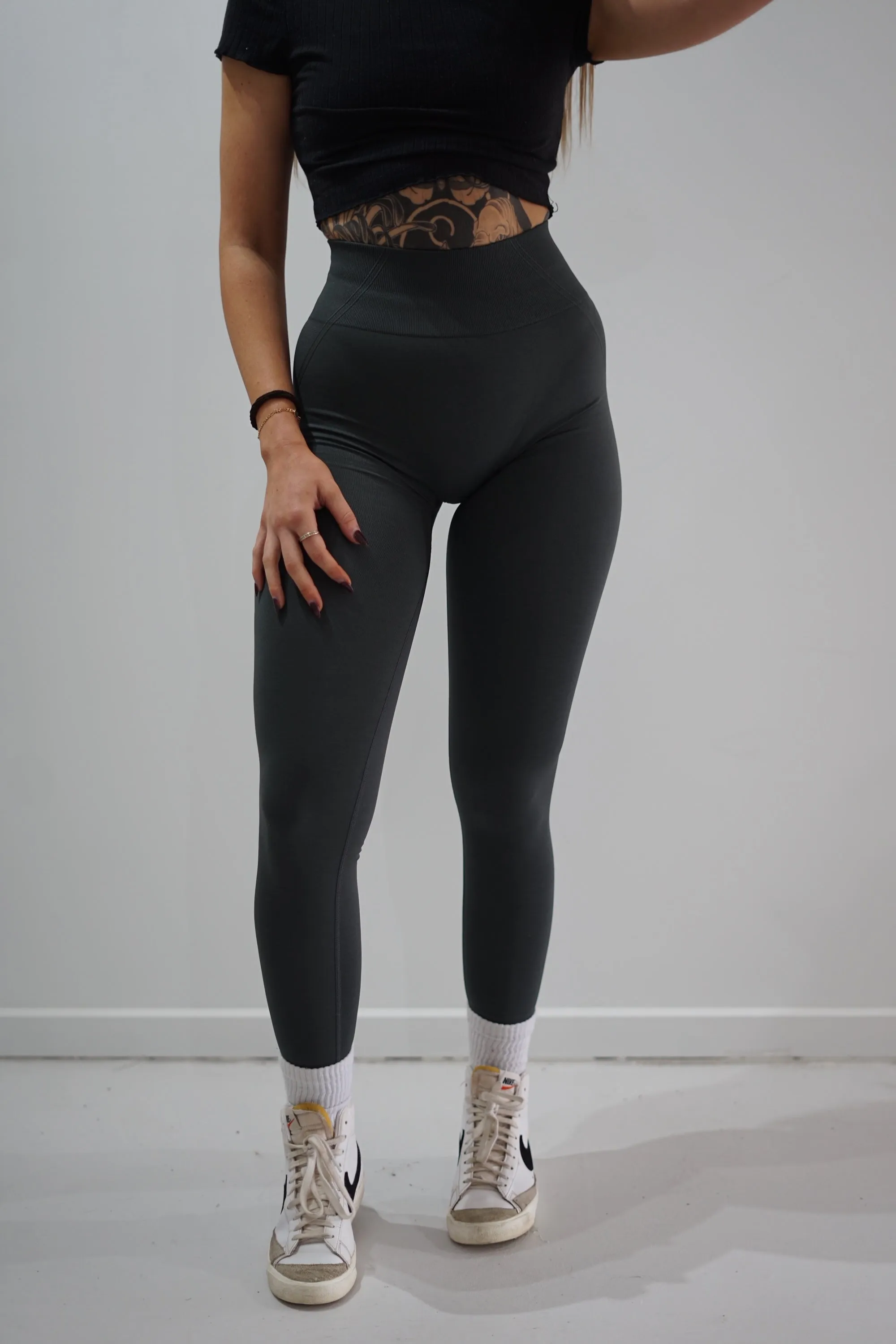 PERFORM SEAMLESS LEGGINGS