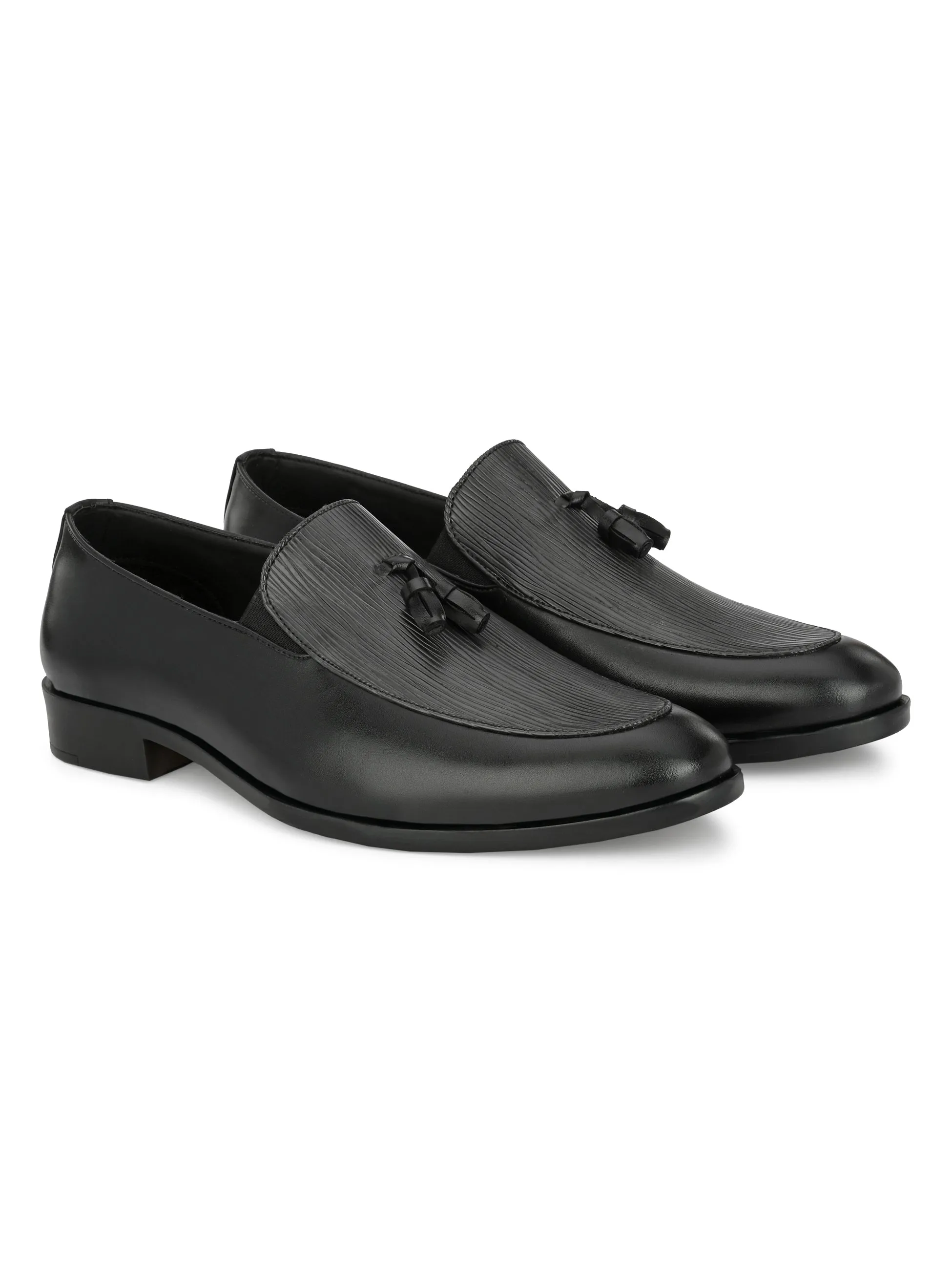 Zedge Black Tassel Slip-Ons