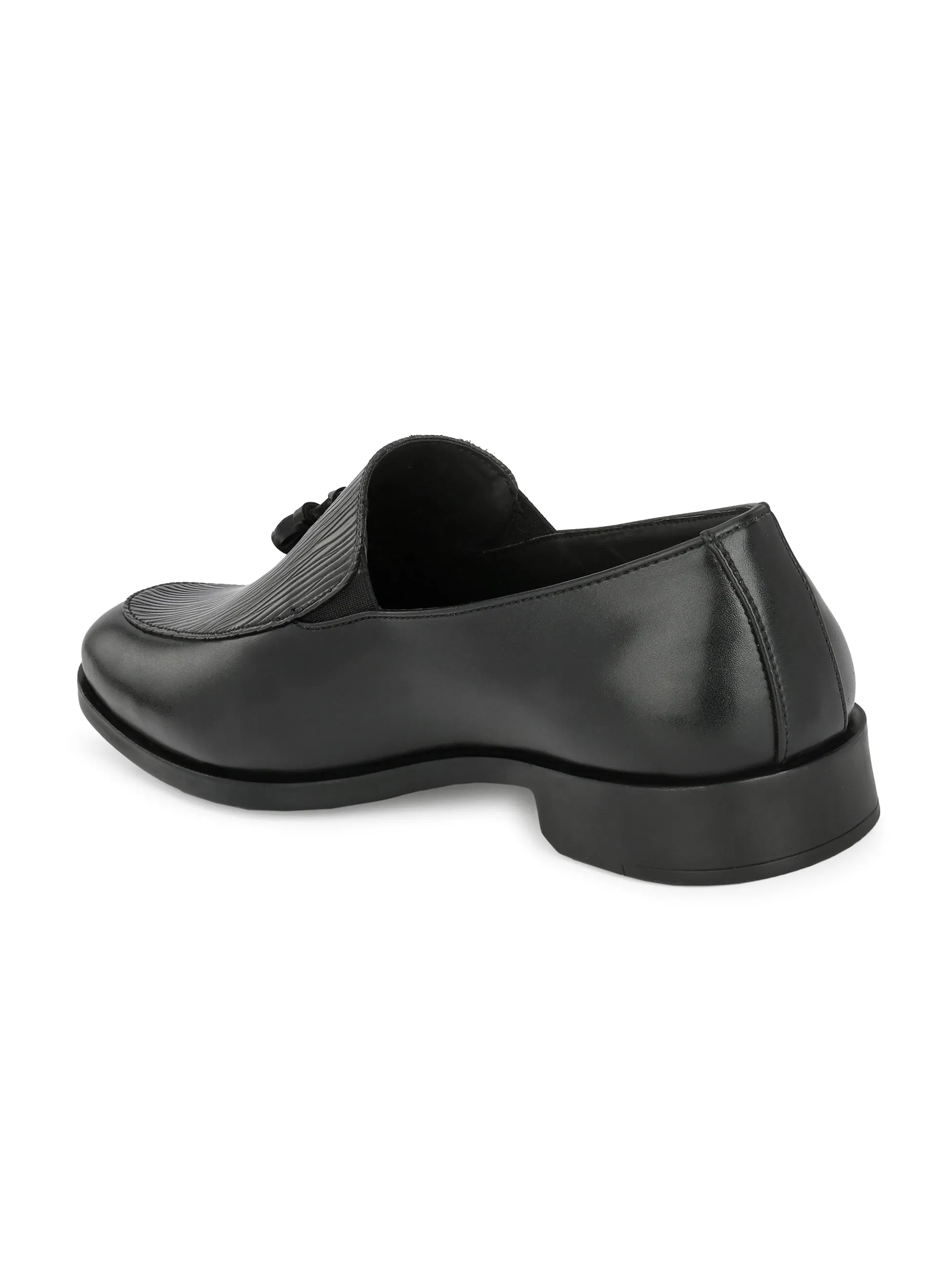 Zedge Black Tassel Slip-Ons